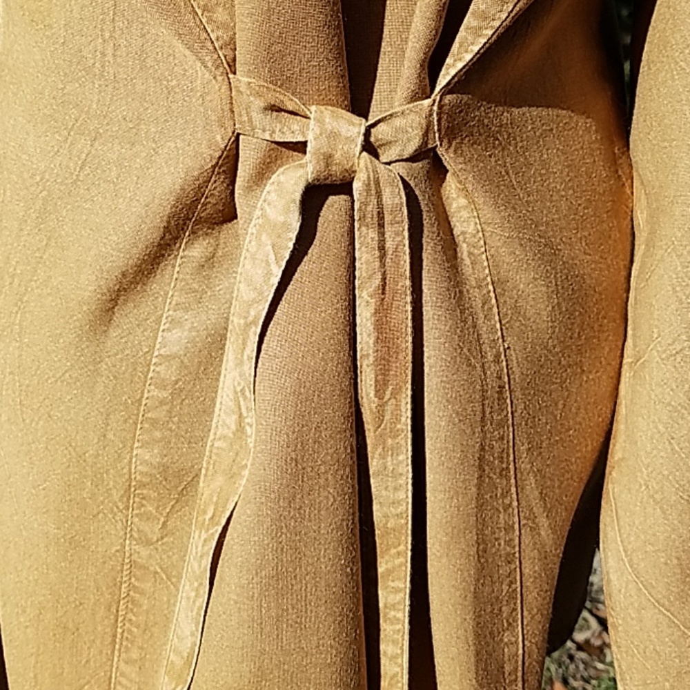 Tunic - Picture 4 of 7